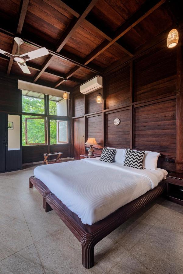Saffronstays Boulevard Loghouse - A Wooden Chalet Amidst Nature Kārli Extérieur photo